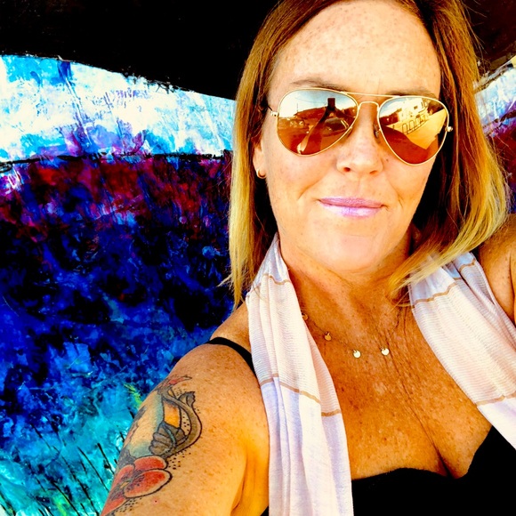 Meet your Posher, Monique - Picture 1 of 1